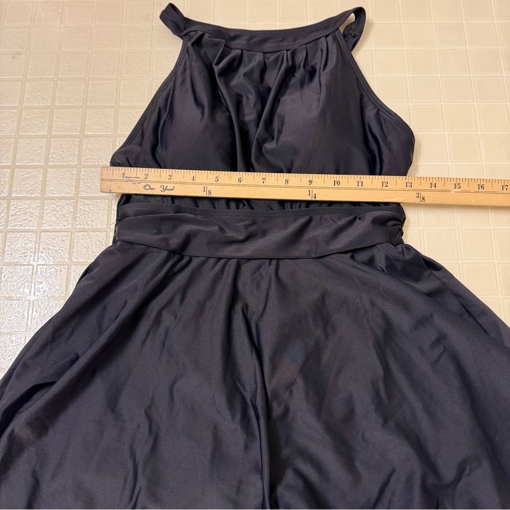 Elerevyo High Neck Ruched Tummy
Control Criss Cross Back Modest Skirt Swimdress - Picture 7 of 9